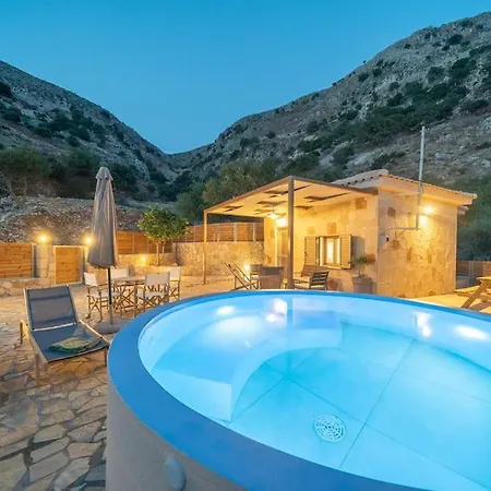 Tzortzatos Tiny Holiday home Kourouklata