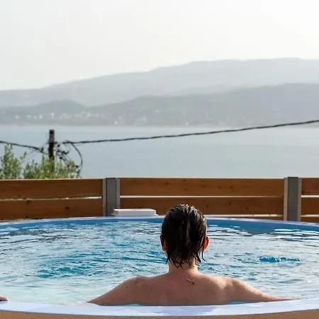 Tzortzatos Tiny Kourouklata